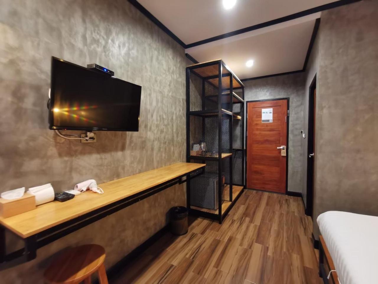 Lanta Chaolay Vandrerhjem Ko Lanta Rom bilde